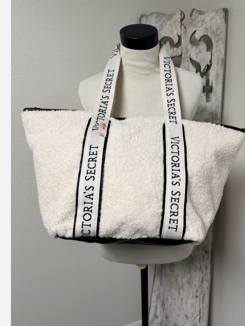 Victoria's Secret Sherpa Tote: College Freshman Essential